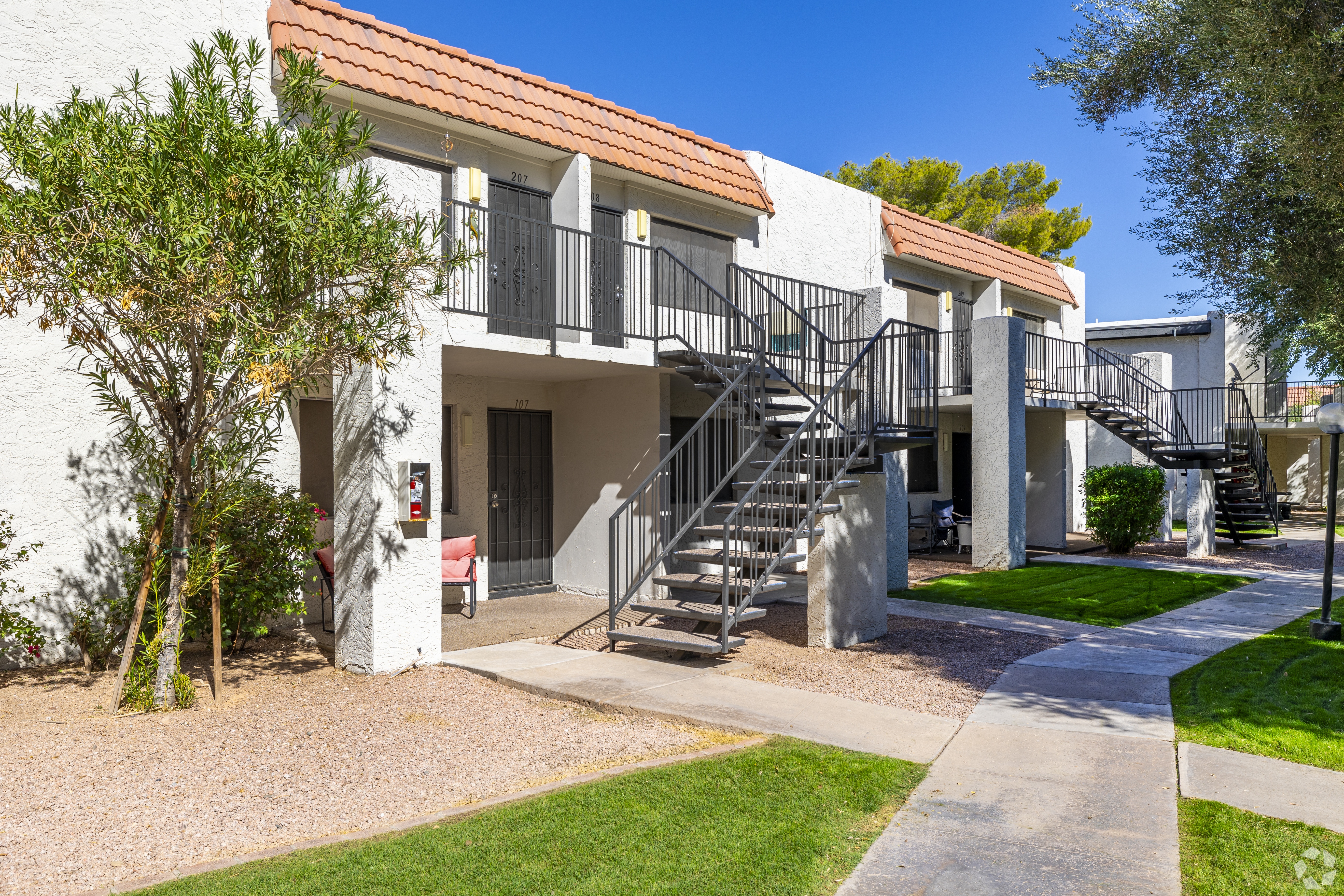 Orange Tree Villa Apartments photo 2